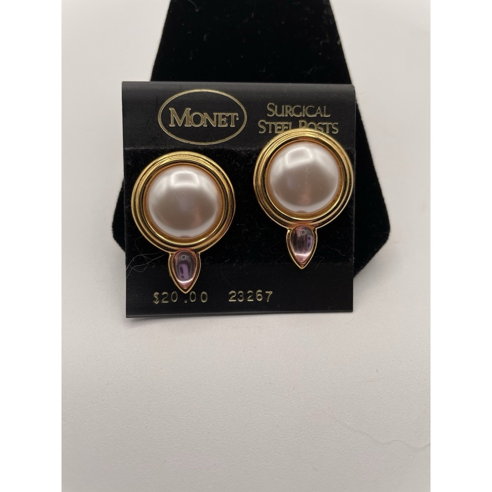 VINTAGE CABACHON PEARL PINK GLASS CRYSTAL  MONET EARRINGS Pierced on Card NOS